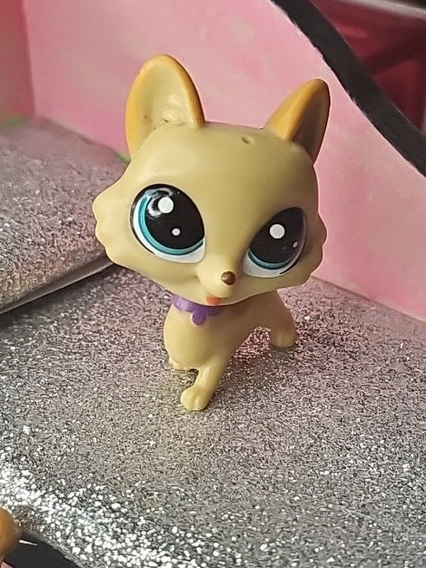 LPS #28 Corgi Regalton Dog Figure