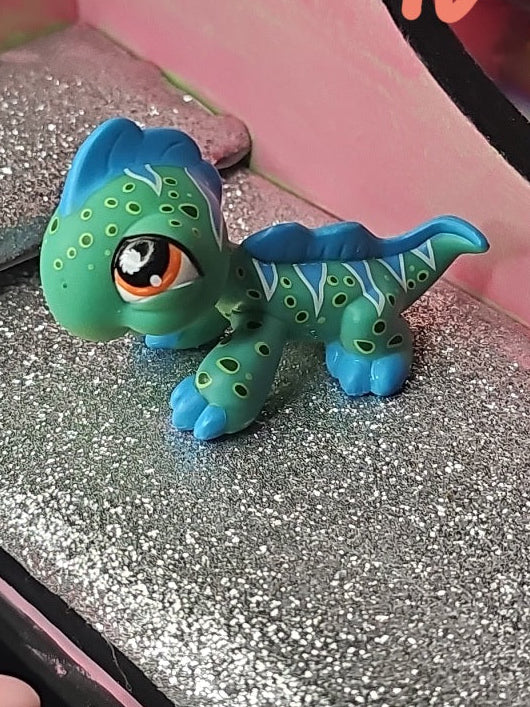 Littlest Pet Shop 906 Iguana Blue Green Lizard Postcard LPS
