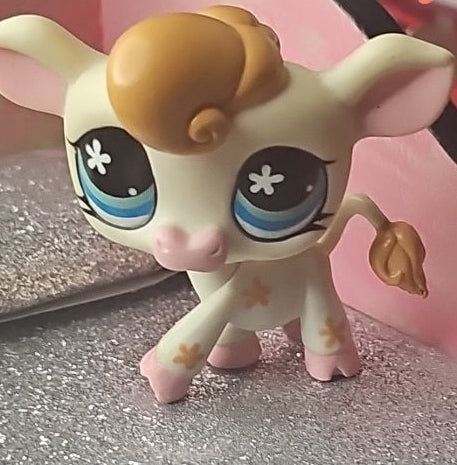 LPS White Cow With Brown Flowers and Hair Blue Eyes #877